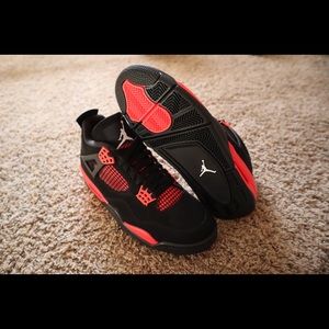 Jordan 4 “Red Thunder”